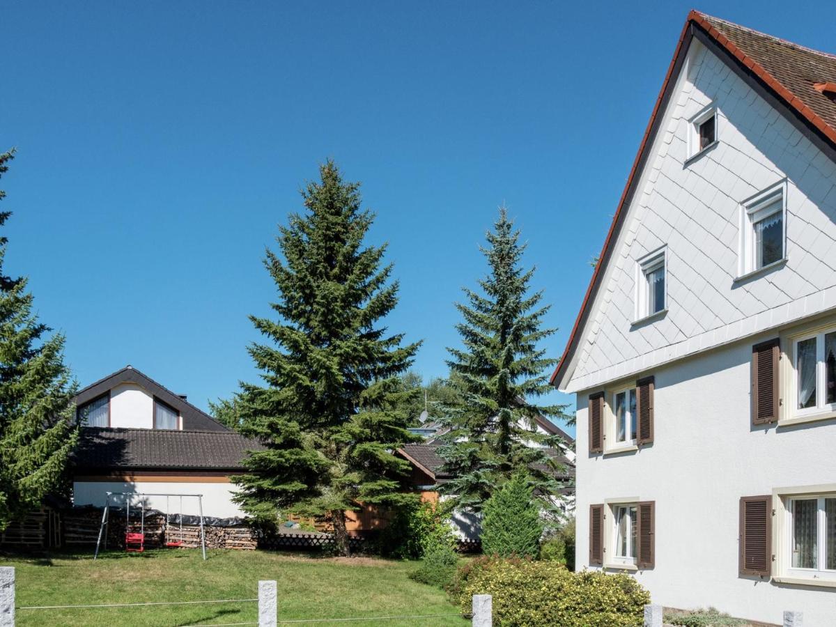Cozy Apartment In Schwenningen With Garden Villingen-Schwenningen Exterior photo